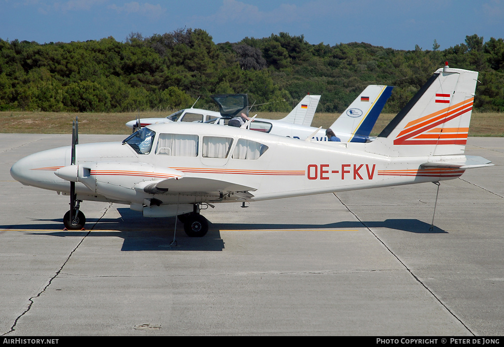 Aircraft Photo of OE-FKV | Piper PA-23-250 Aztec C | AirHistory.net #5894