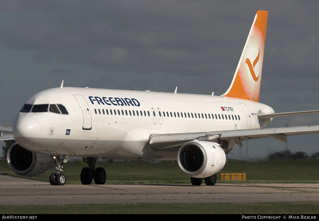 Aircraft Photo of TC-FBY | Airbus A320-211 | Freebird Airlines | AirHistory.net #6041