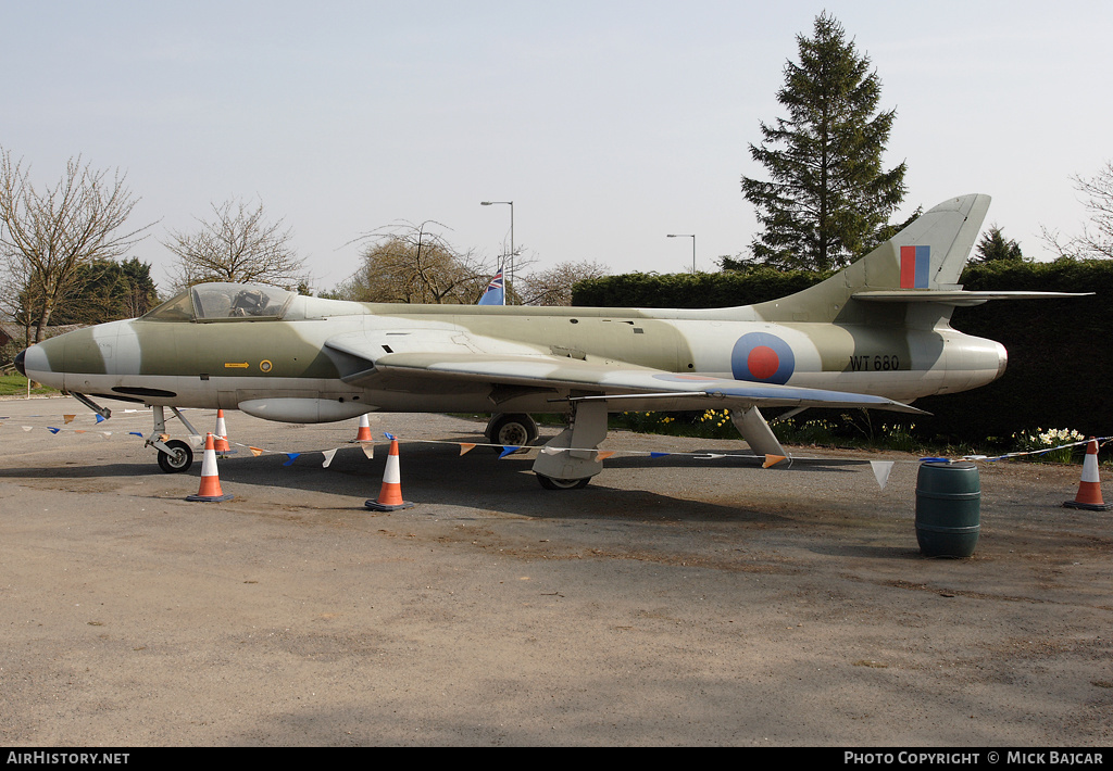 Aircraft Photo of WT680 | Hawker Hunter F1 | UK - Air Force | AirHistory.net #6110