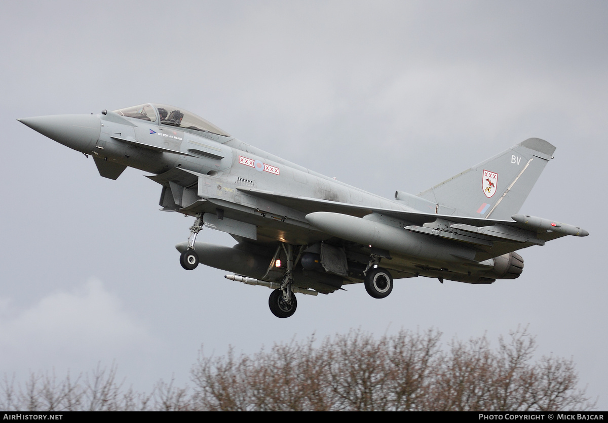 Aircraft Photo of ZJ910 | Eurofighter EF-2000 Typhoon FGR4 | UK - Air Force | AirHistory.net #6355