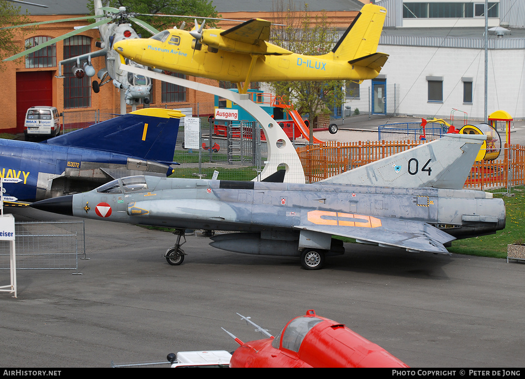 Aircraft Photo of 04 | Saab J35Oe Draken | Austria - Air Force | AirHistory.net #6421