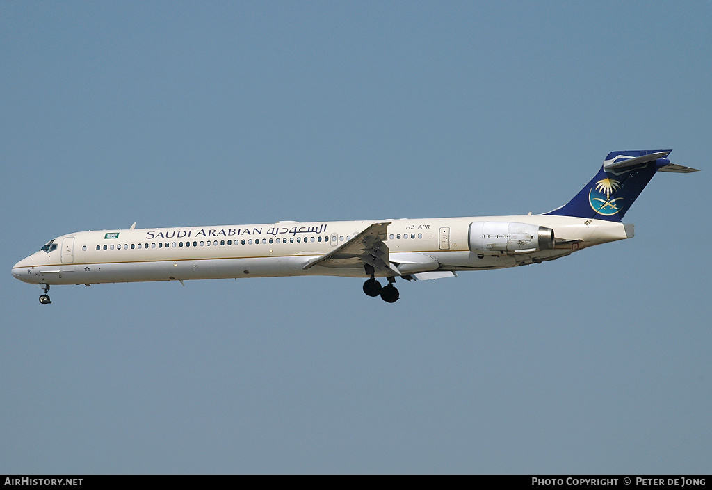 Aircraft Photo of HZ-APR | McDonnell Douglas MD-90-30 | Saudi Arabian Airlines | AirHistory.net #6428