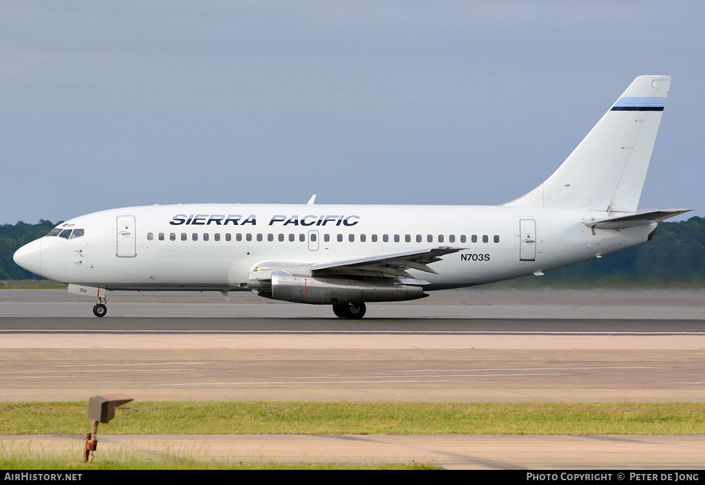 Aircraft Photo of N703S | Boeing 737-2T4/Adv | Sierra Pacific Airlines | AirHistory.net #6496