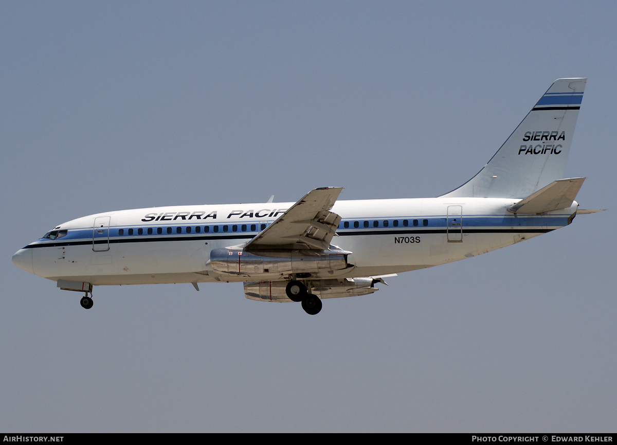 Aircraft Photo of N703S | Boeing 737-2T4/Adv | Sierra Pacific Airlines | AirHistory.net #6547