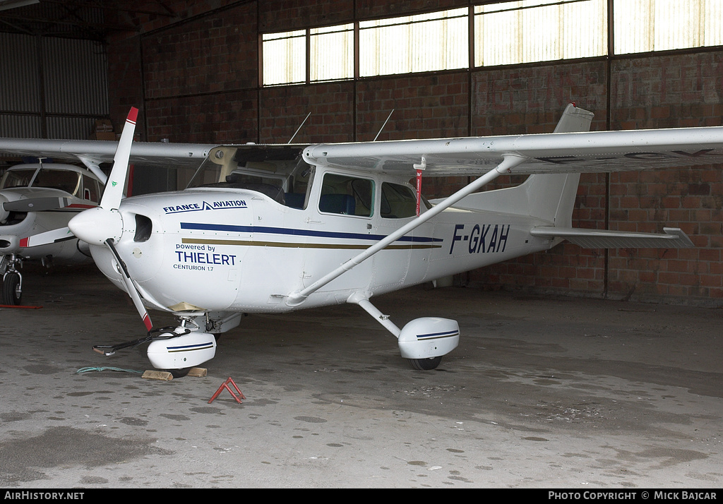 Aircraft Photo of F-GKAH | Cessna 172N(Centurion 1.7) | France Aviation | AirHistory.net #6607