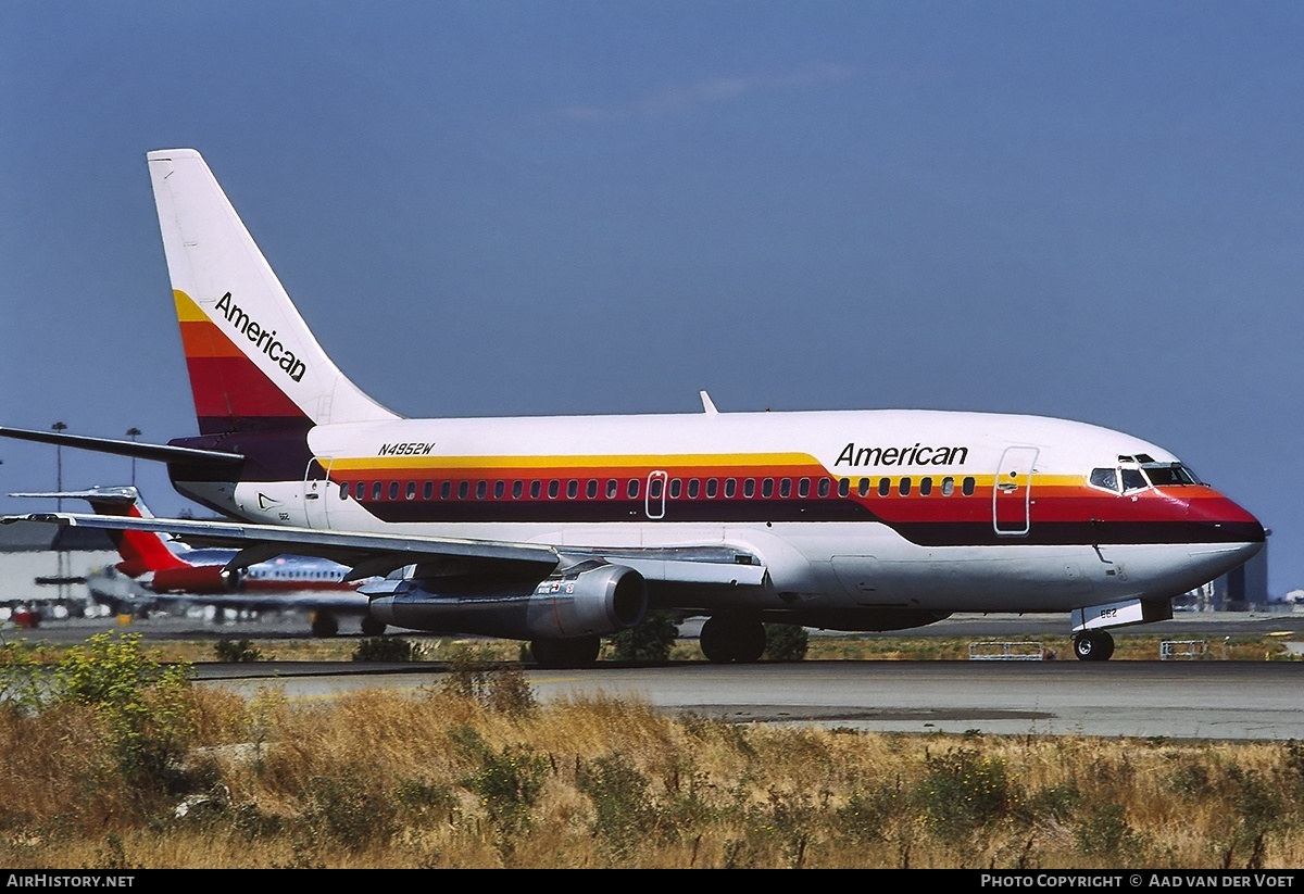 Aircraft Photo of N4952W | Boeing 737-210C/Adv | American Airlines | AirHistory.net #7036