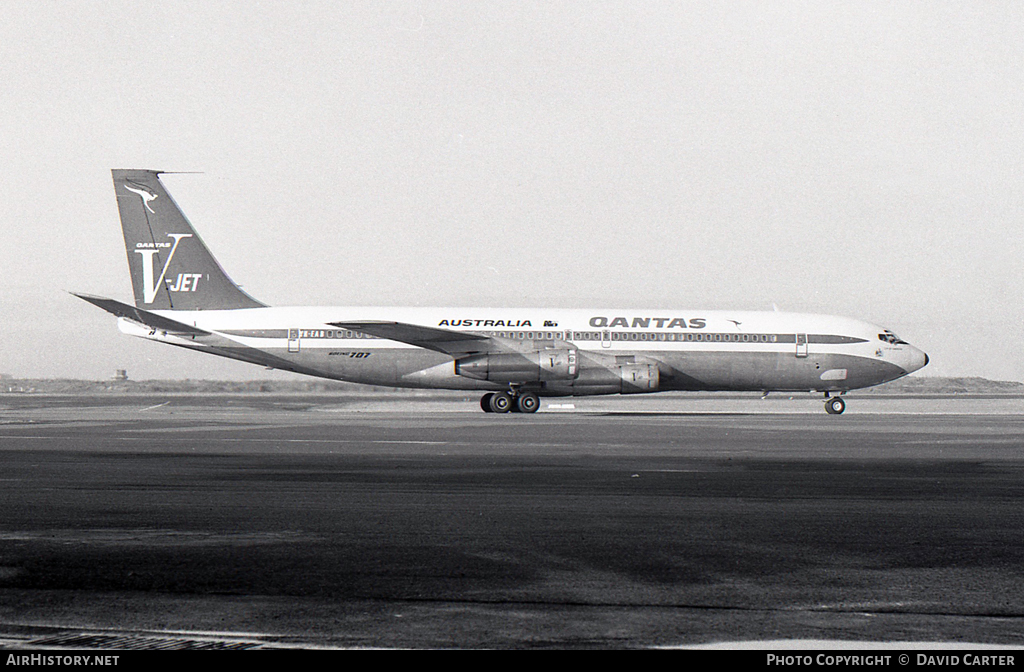 Aircraft Photo of VH-EAB | Boeing 707-338C | Qantas | AirHistory.net #7094