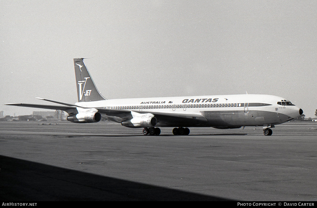Aircraft Photo of VH-EAC | Boeing 707-338C | Qantas | AirHistory.net #7117