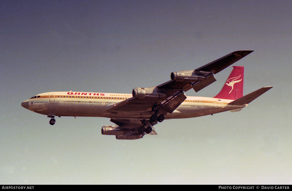 Aircraft Photo of VH-EAJ | Boeing 707-338C | Qantas | AirHistory.net #7281