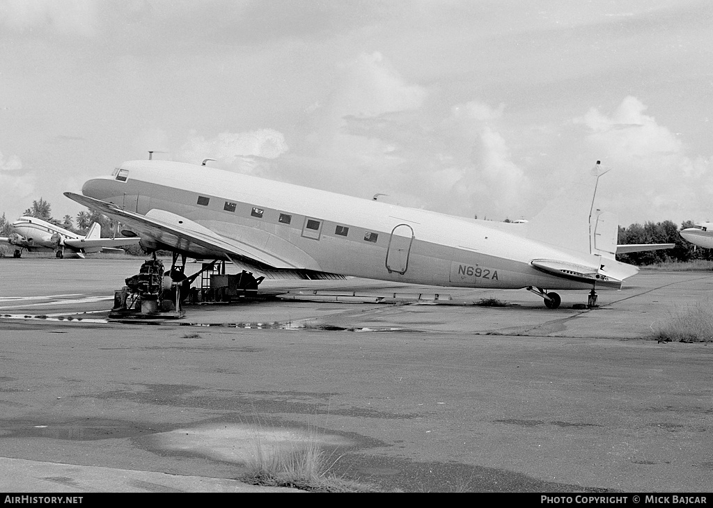 Aircraft Photo of N692A | Douglas DC-3(A) | AirHistory.net #7372