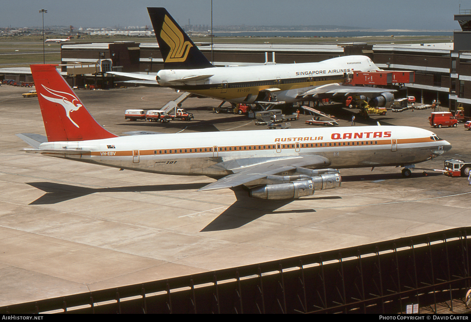 Aircraft Photo of VH-EBV | Boeing 707-338C | Qantas | AirHistory.net #7398