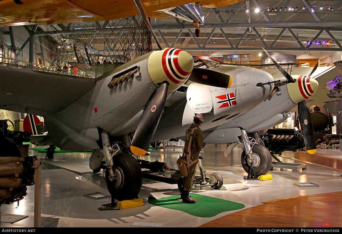 Aircraft Photo of TW117 | De Havilland D.H. 98 Mosquito T3 | UK - Air Force | AirHistory.net #7773