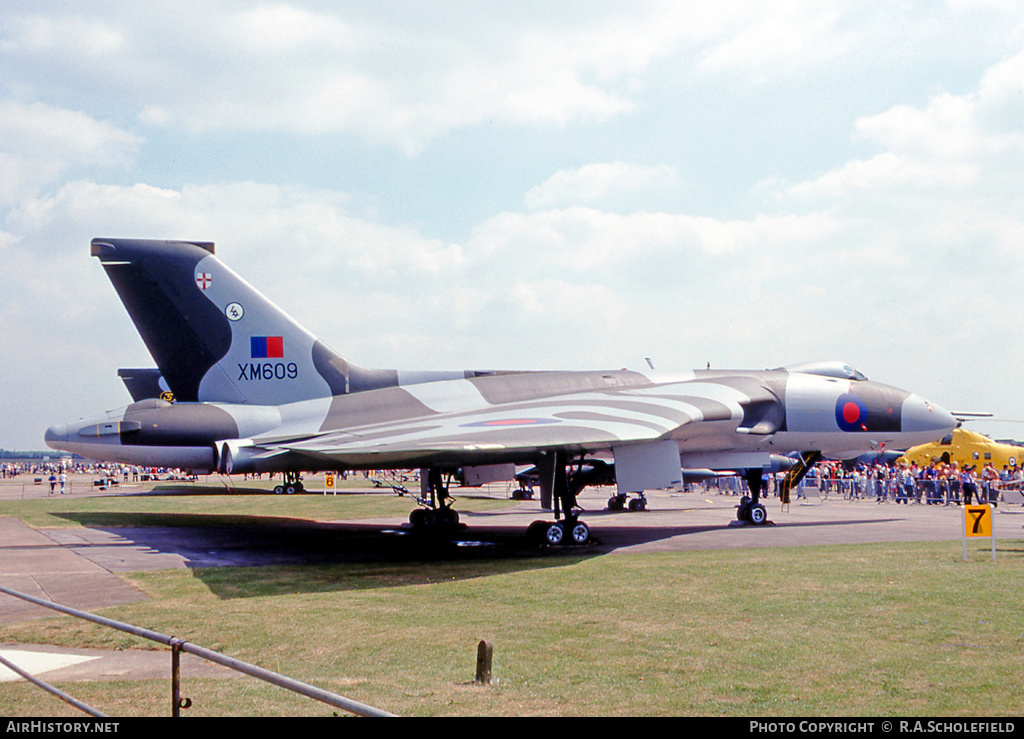 Aircraft Photo of XM609 | Avro 698 Vulcan B.2A | UK - Air Force | AirHistory.net #7885