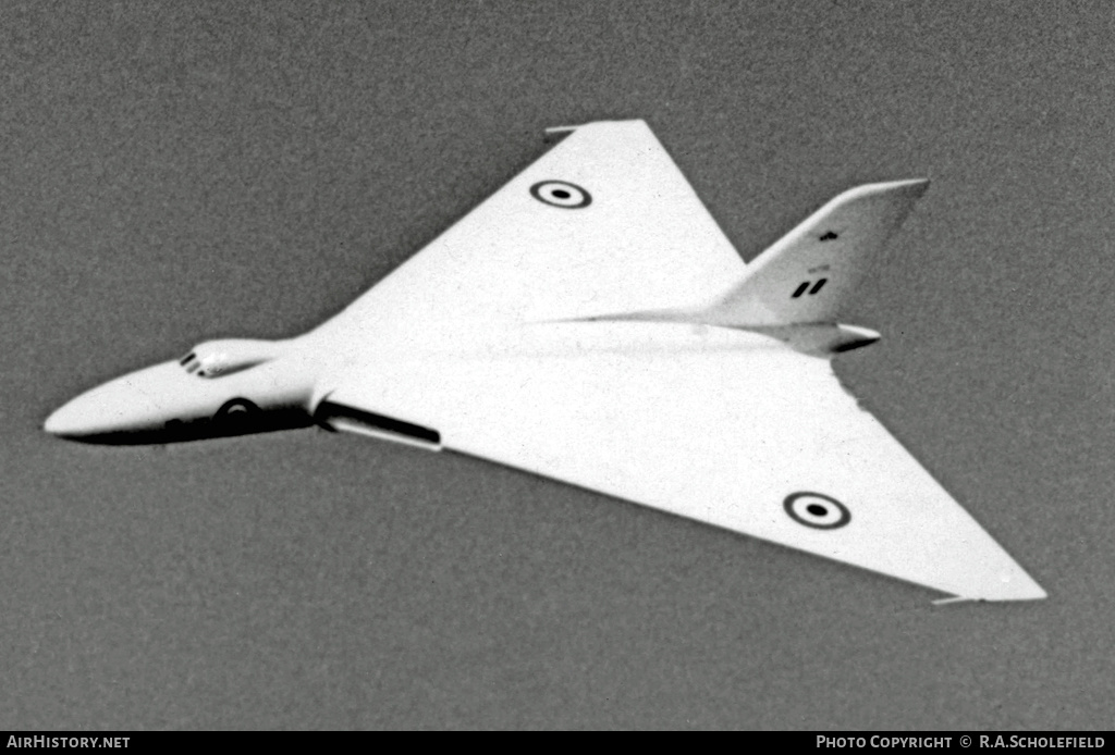 Aircraft Photo of VX770 | Avro 698 Vulcan | UK - Air Force | AirHistory.net #7963