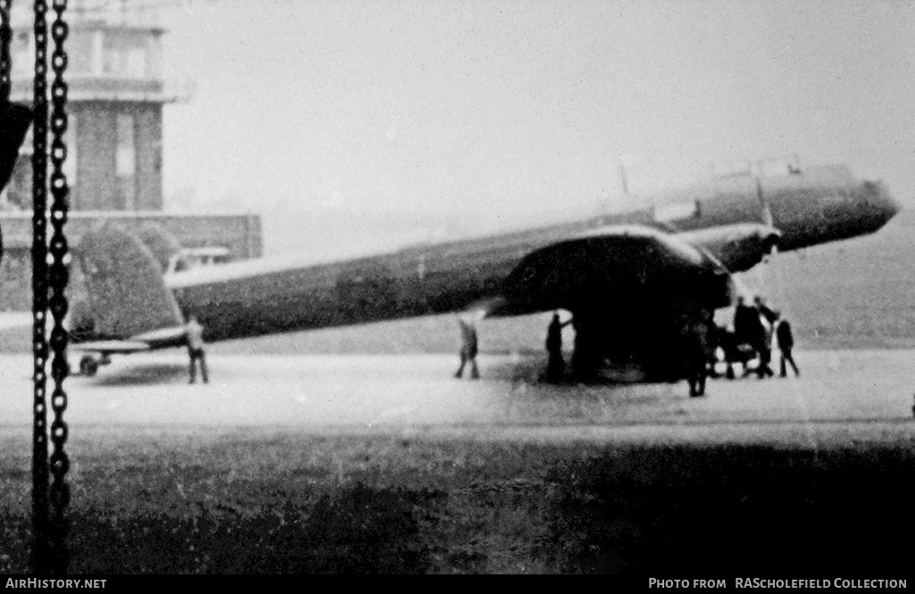 Aircraft Photo of K50** | Fairey Hendon | UK - Air Force | AirHistory.net #7980