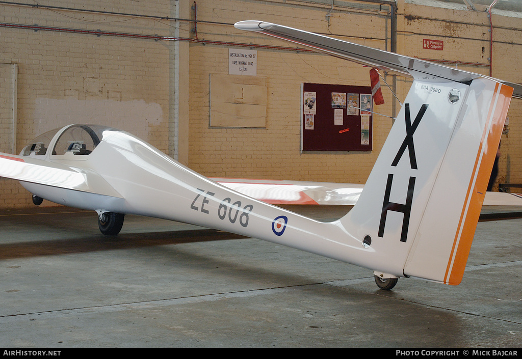 Aircraft Photo of ZE608 | Grob G-103A Viking TX1 | UK - Air Force | AirHistory.net #8016