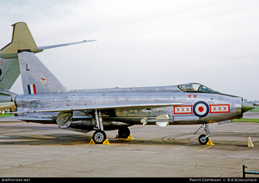Aircraft Photo of XP705 | English Electric Lightning F3 | UK - Air Force | AirHistory.net #8184