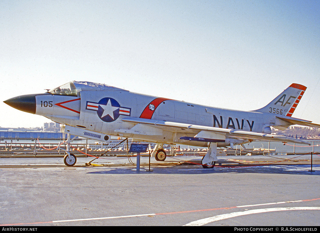 Aircraft Photo of 133566 / 3566 | McDonnell F-3C Demon (F3H-2N) | USA - Navy | AirHistory.net #8345