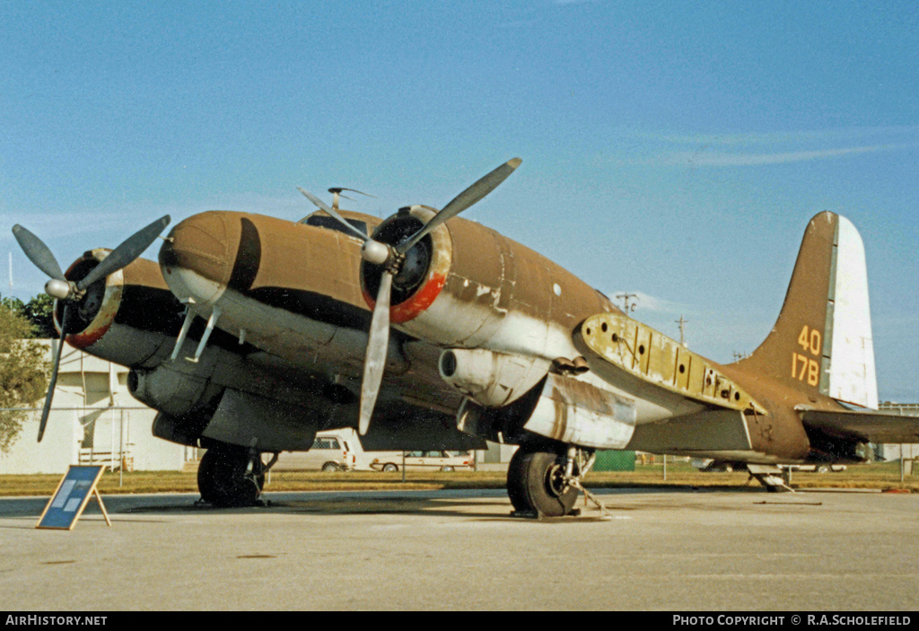 Aircraft Photo of N4000B | Douglas B-23 Dragon | AirHistory.net #8560