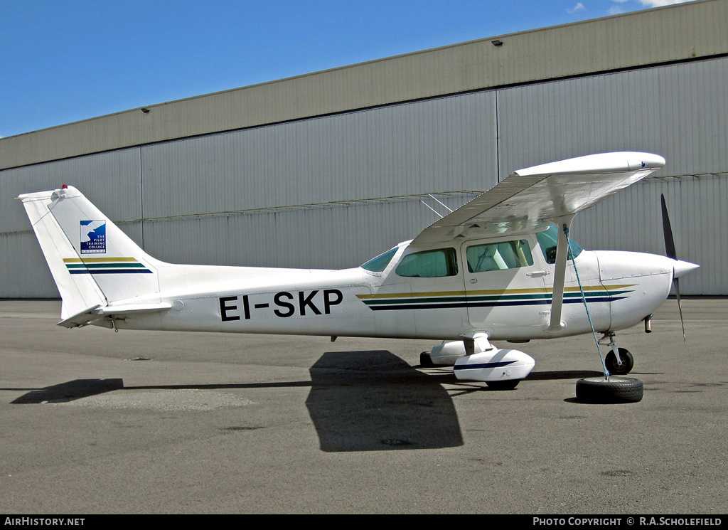 Aircraft Photo of EI-SKP | Reims F172P | Pilot Training College | AirHistory.net #8676