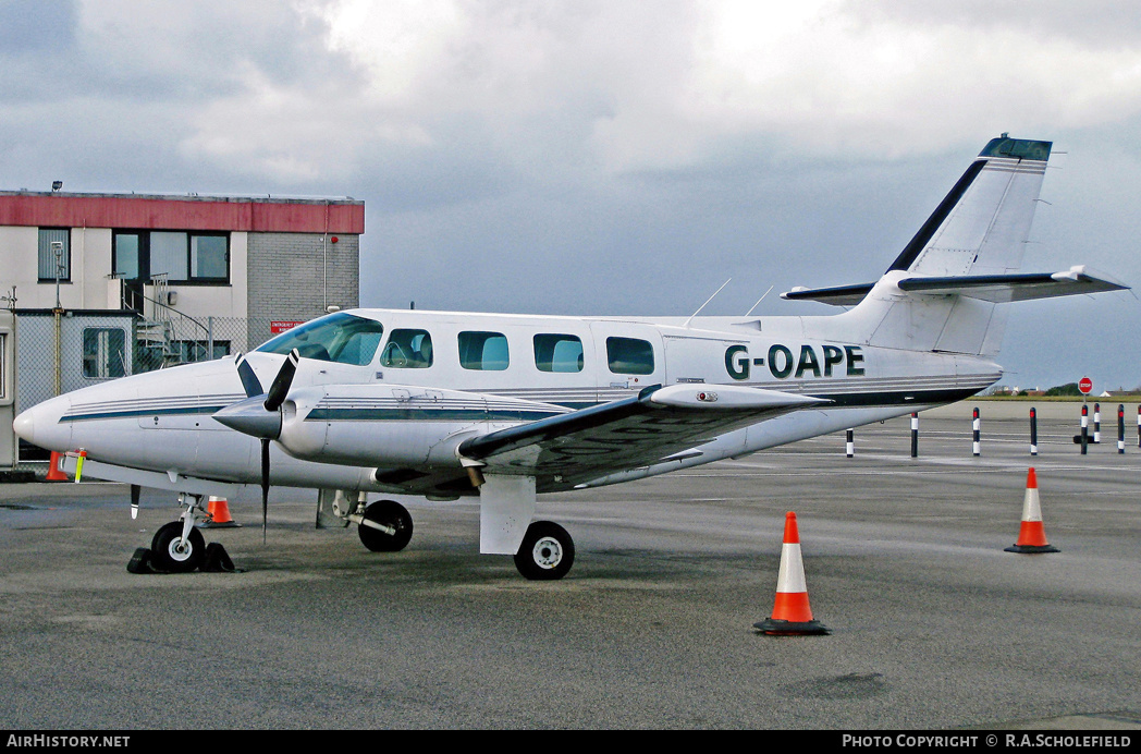 Aircraft Photo of G-OAPE | Cessna T303 Crusader | AirHistory.net #8678