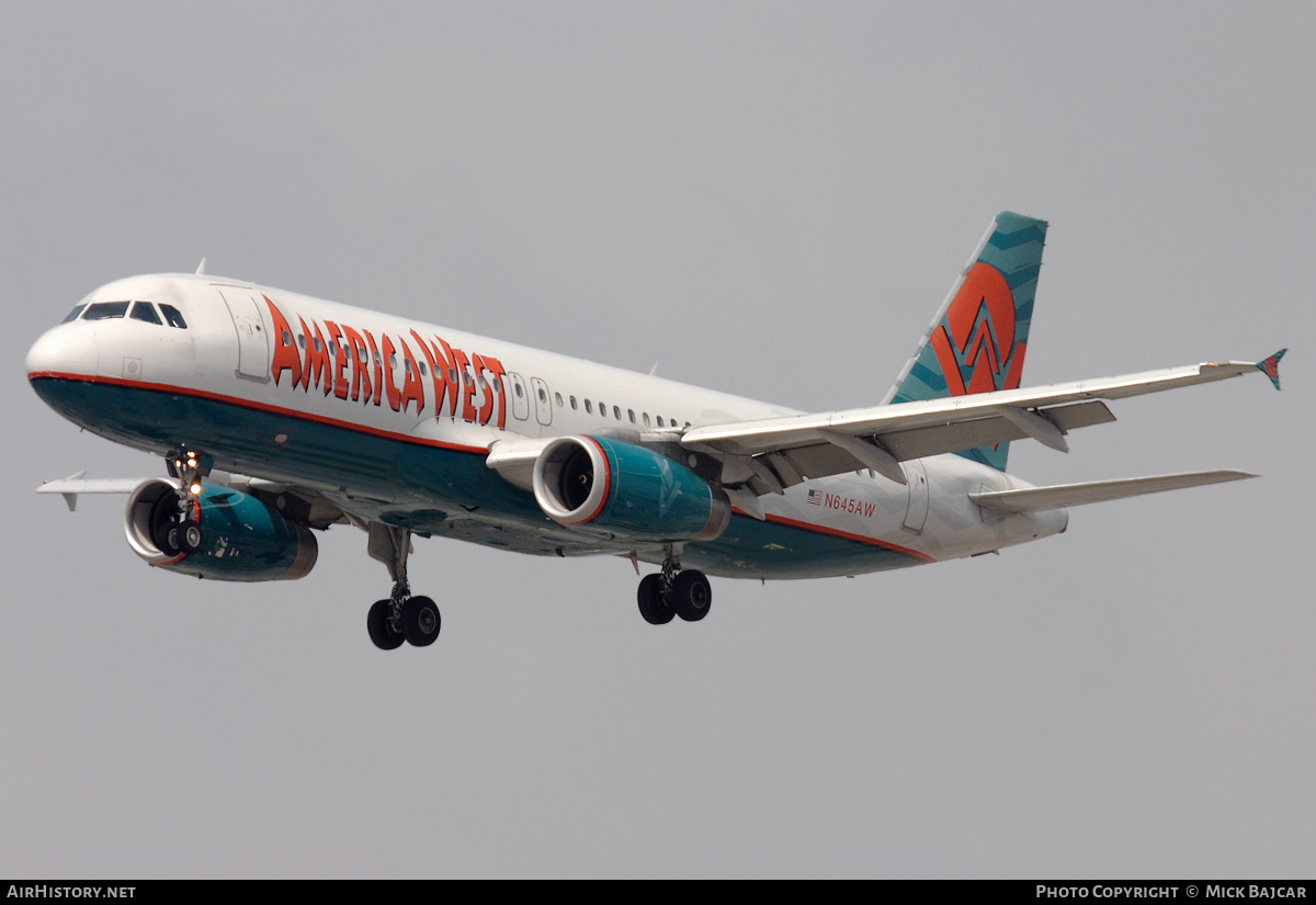 Aircraft Photo of N645AW | Airbus A320-231 | America West Airlines | AirHistory.net #8728