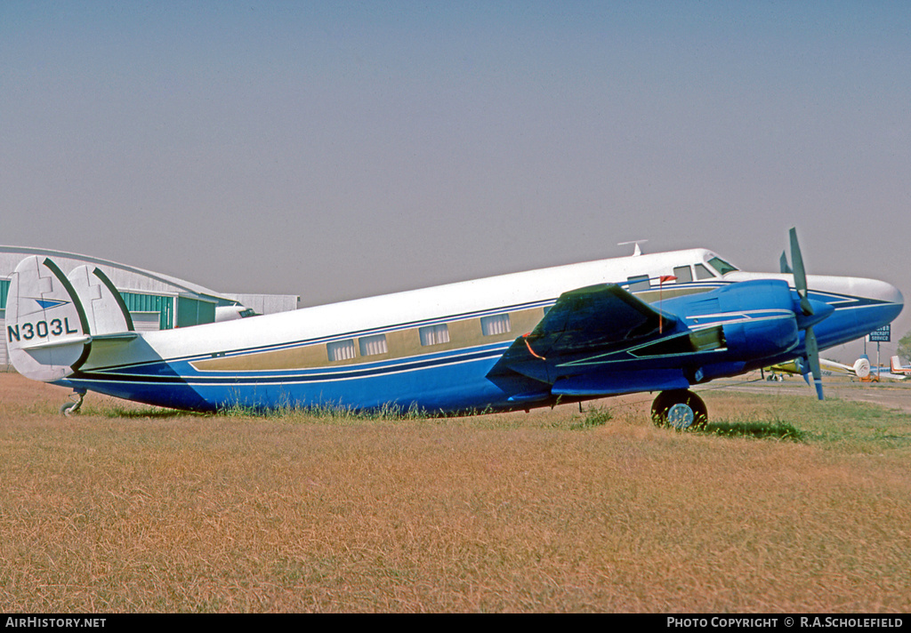 Aircraft Photo of N303L | Howard 500 | AirHistory.net #8786