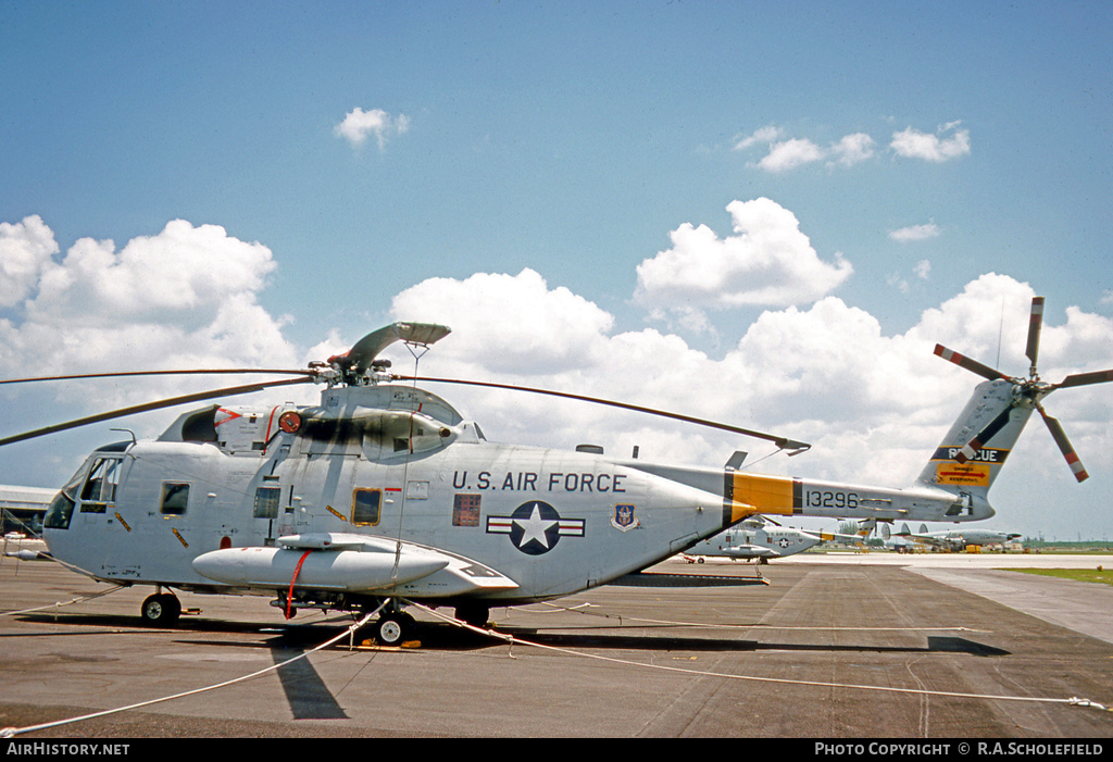 Aircraft Photo of 66-13296 / 13296 | Sikorsky HH-3E Jolly Green Giant (S-61R) | USA - Air Force | AirHistory.net #8792