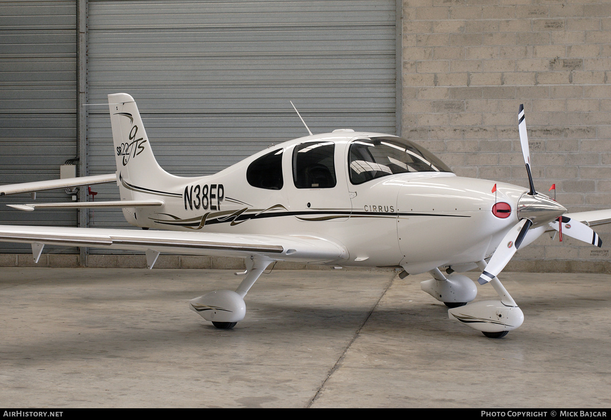 Aircraft Photo of N38EP | Cirrus SR-22 G2-GTS | AirHistory.net #8821