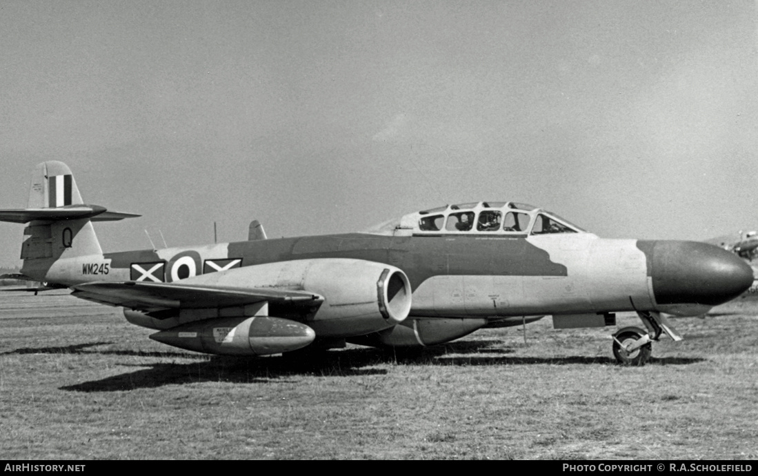 Aircraft Photo of WM245 | Gloster Meteor NF11 | UK - Air Force | AirHistory.net #8993