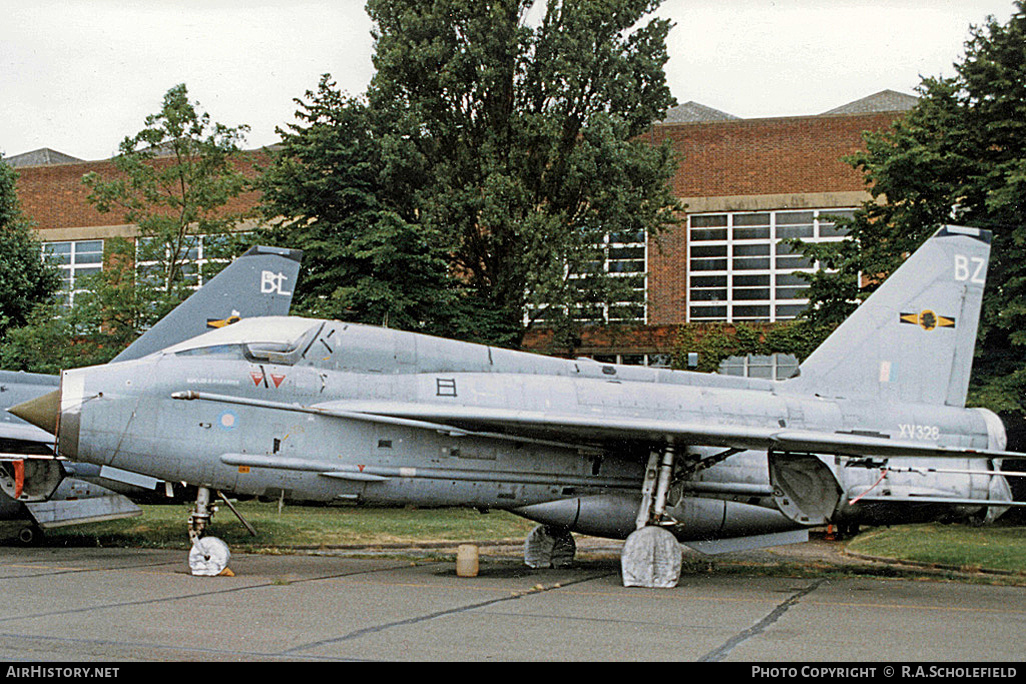 Aircraft Photo of XV328 | English Electric Lightning T5 | UK - Air Force | AirHistory.net #9106