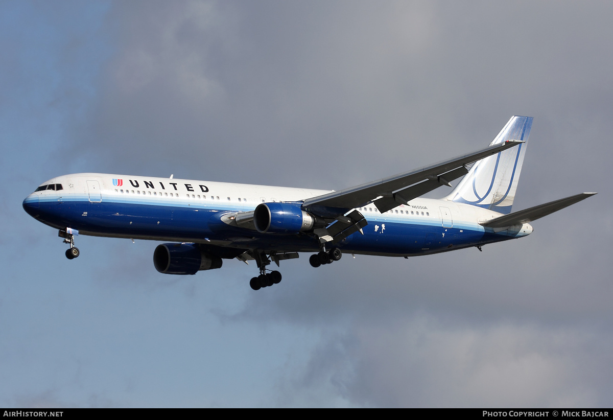 Aircraft Photo of N655UA | Boeing 767-322/ER | United Airlines | AirHistory.net #9163