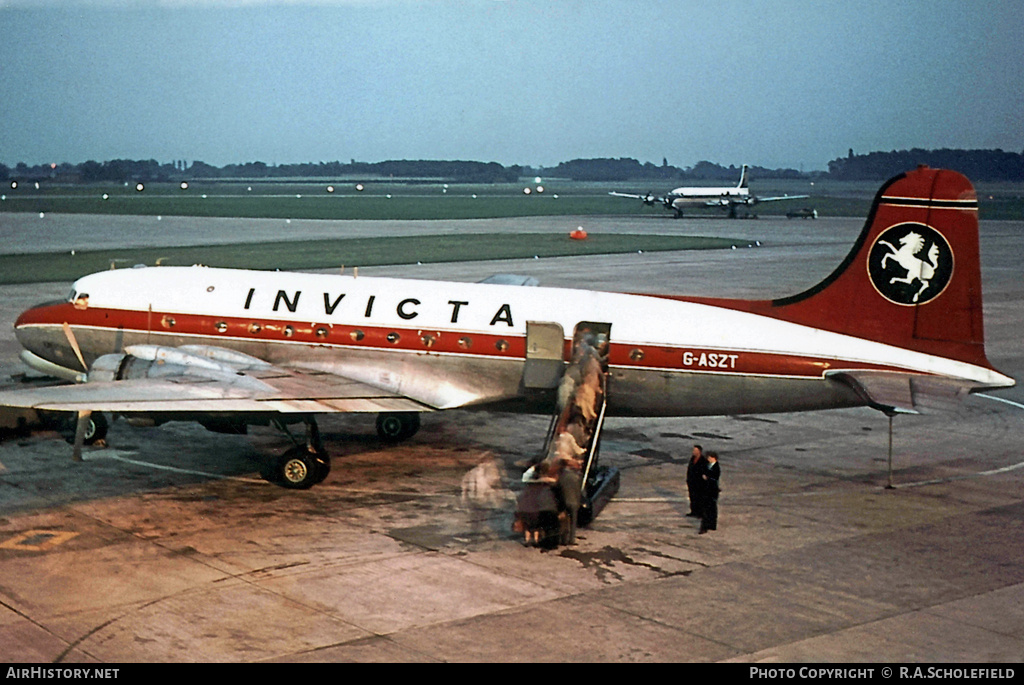 Aircraft Photo of G-ASZT | Douglas R5D-3 Skymaster | Invicta Airways | AirHistory.net #9226