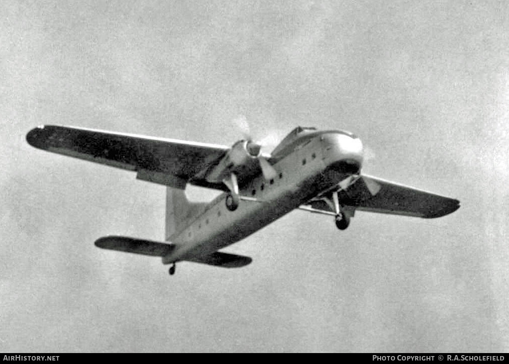 Aircraft Photo of G-AMWB | Bristol 170 Freighter Mk32 | Silver City Airways | AirHistory.net #9349