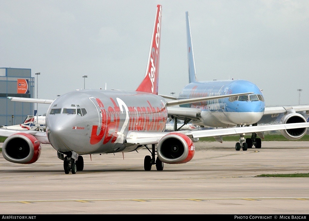 Aircraft Photo of G-CELI | Boeing 737-330 | Jet2 | AirHistory.net #9437