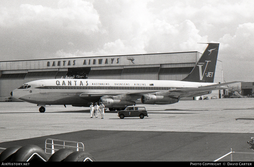 Aircraft Photo of VH-EBL | Boeing 707-138B | Qantas | AirHistory.net #9547