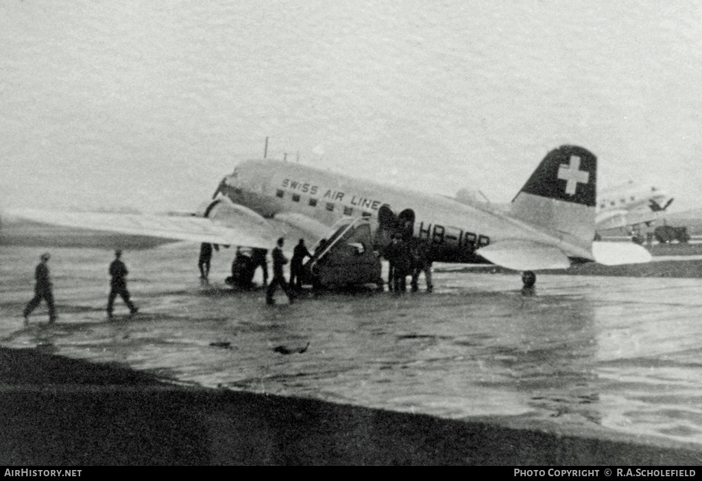 Aircraft Photo of HB-IRB | Douglas DC-3D | Swissair - Swiss Air Lines | AirHistory.net #9598