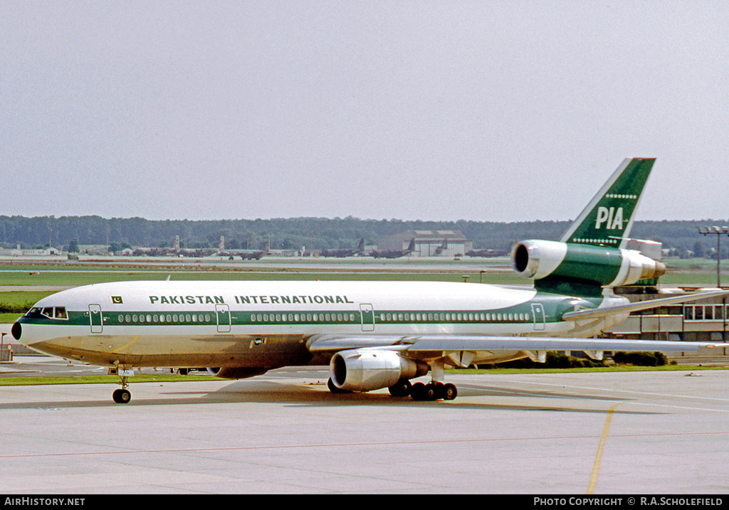 Aircraft Photo of AP-AXC | McDonnell Douglas DC-10-30 | Pakistan International Airlines - PIA | AirHistory.net #9632
