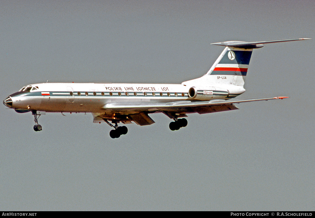 Aircraft Photo of SP-LGA | Tupolev Tu-134 | LOT Polish Airlines - Polskie Linie Lotnicze | AirHistory.net #9633