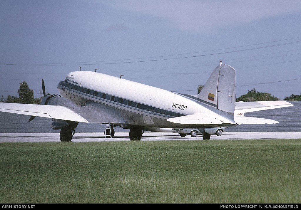 Aircraft Photo of HC-AOP | Douglas DC-3-313B | AirHistory.net #9637