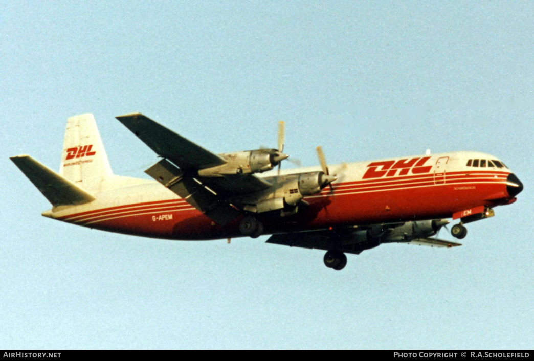 Aircraft Photo of G-APEM | Vickers 953C Merchantman | DHL Worldwide Express | AirHistory.net #9676