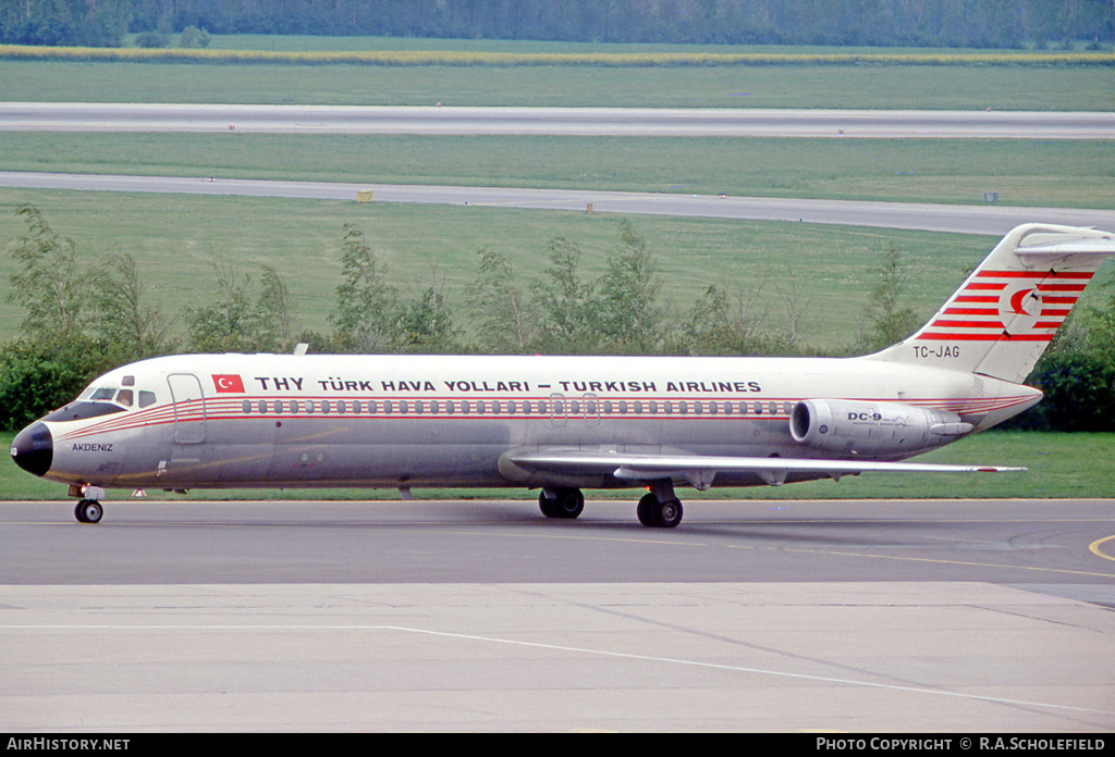 Aircraft Photo of TC-JAG | McDonnell Douglas DC-9-32 | THY Türk Hava Yolları - Turkish Airlines | AirHistory.net #9759