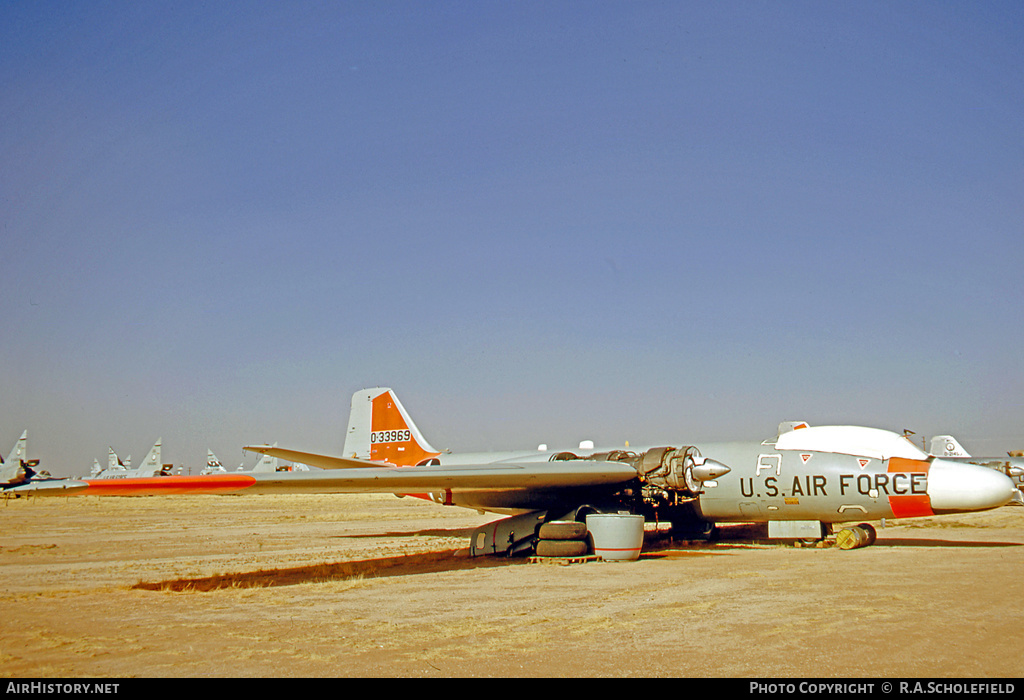 Aircraft Photo of 53-3969 / 0-33969 | Martin EB-57D Canberra | USA - Air Force | AirHistory.net #9812