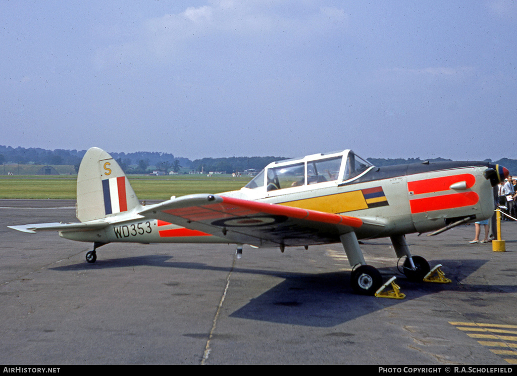 Aircraft Photo of WD353 | De Havilland DHC-1 Chipmunk T10 | UK - Air Force | AirHistory.net #9862