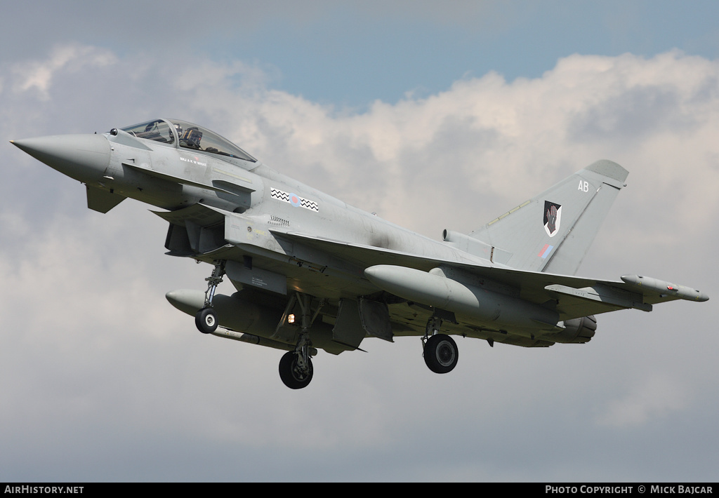 Aircraft Photo of ZJ912 | Eurofighter EF-2000 Typhoon FGR4 | UK - Air Force | AirHistory.net #9934