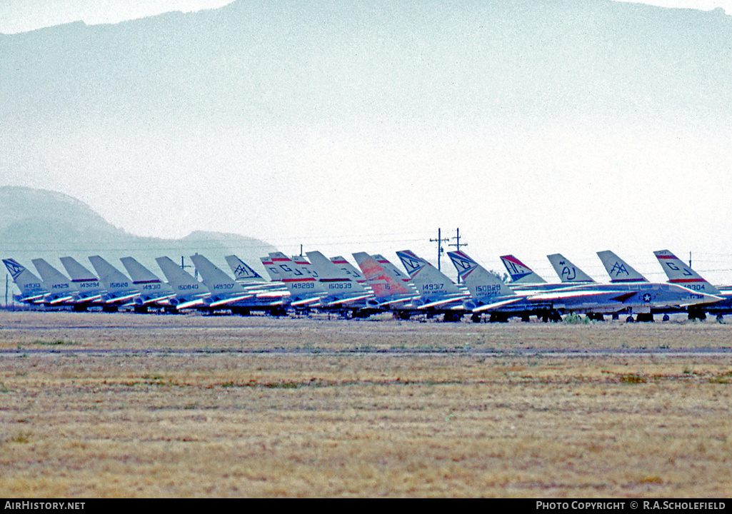 Aircraft Photo of 150829 | North American RA-5C Vigilante | USA - Navy | AirHistory.net #9960