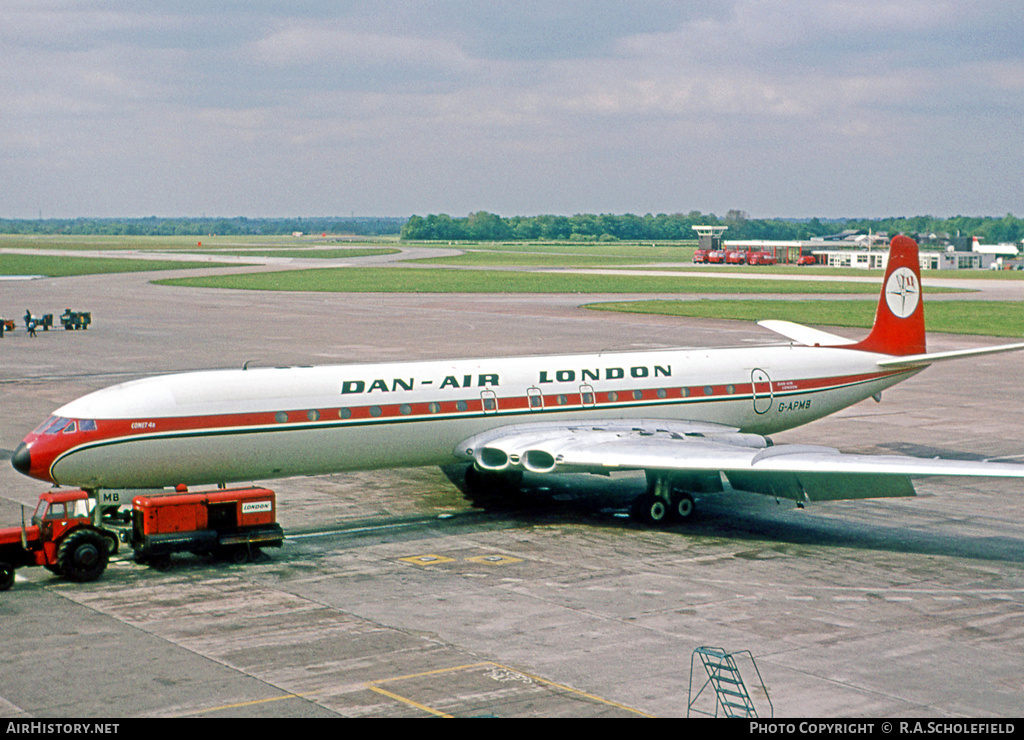 Aircraft Photo of G-APMB | De Havilland D.H. 106 Comet 4B | Dan-Air London | AirHistory.net #9965