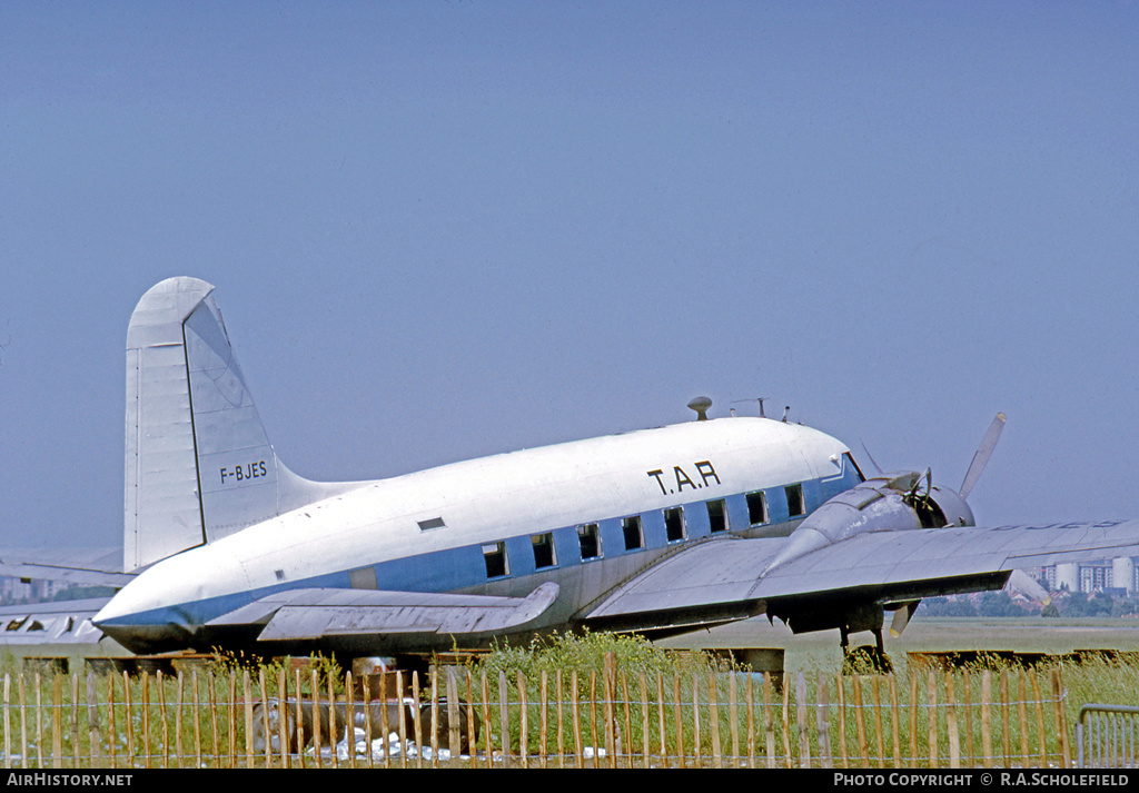 Aircraft Photo of F-BJES | Vickers 616 Viking 1B | Transports Aeriens Réunis - TAR | AirHistory.net #10056