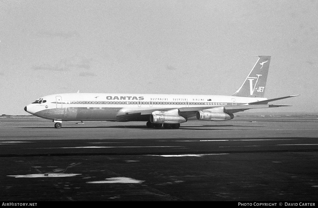 Aircraft Photo of VH-EBU | Boeing 707-338C | Qantas | AirHistory.net #10160