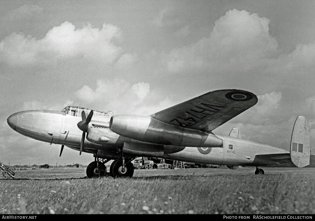 Aircraft Photo of VH742 | Avro 691 Lancastrian | UK - Air Force | AirHistory.net #10237